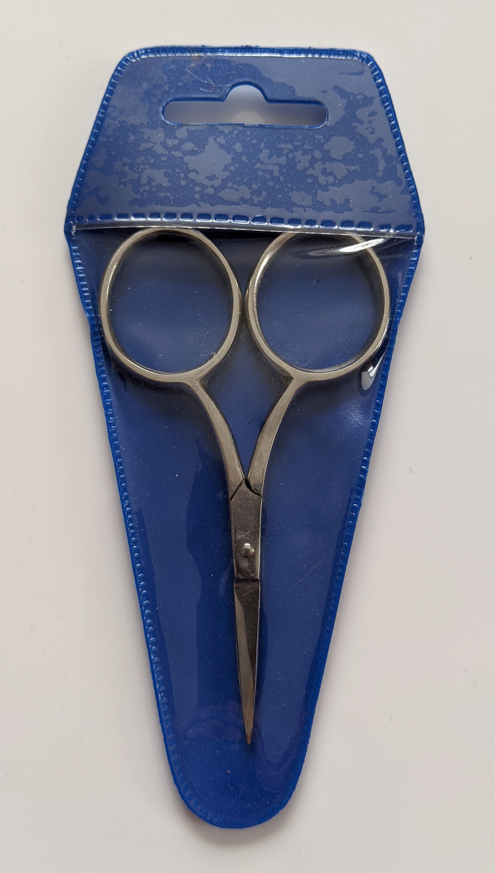 Embroidery scissors